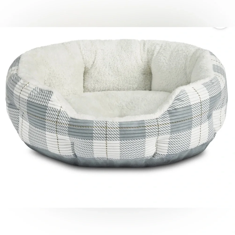 Vibrant Life Small Cat Or Dog Cuddler Bed- Gray & White Plaid 17x19x6.25 Inches